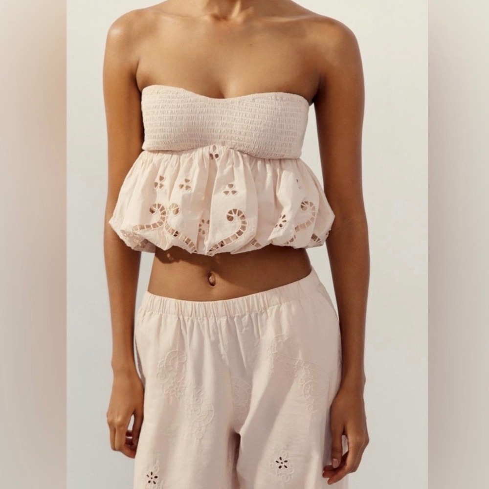 Zara Embroidered Balloon Top Size XXL NWT Smocked Strapless Eyelet Off Shoulder